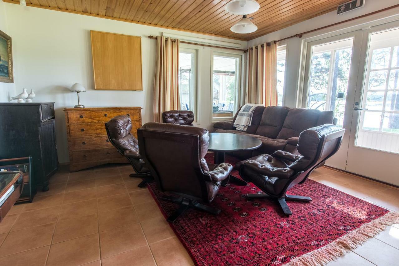 Villa Harald - Beachfront Hitis Luaran gambar